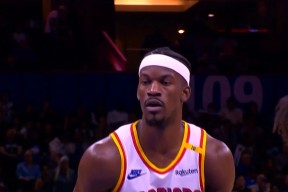  巴特勒回归赛场，关键助攻首场状态亮眼，加拿大队观众沸腾！-LDSports中国